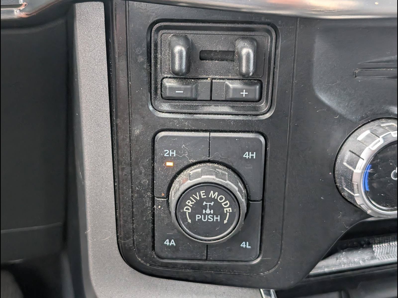 Used 2023 Ford F150 Lariat w/ Equipment Group 502A High AWD/4WD image 16