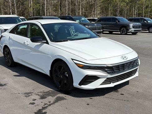 New 2026 Hyundai Elantra Sport FWD image 4