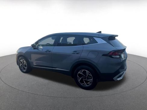 Used 2025 Kia Sportage LX image 10