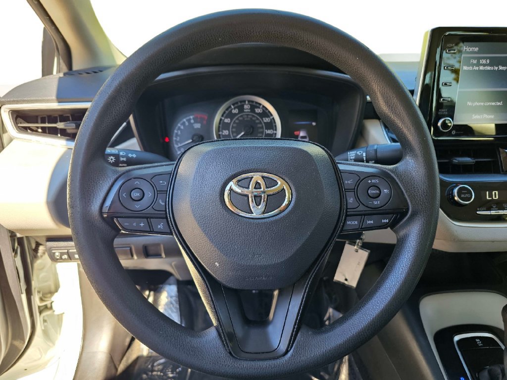 Used 2021 Toyota Corolla LE FWD image 17