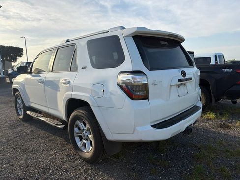 Used 2016 Toyota 4Runner SR5 Premium RWD image 7