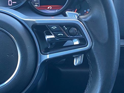Used 2018 Porsche Cayenne Platinum Edition image 9