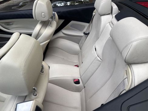 Used 2013 BMW 640i Convertible RWD image 10