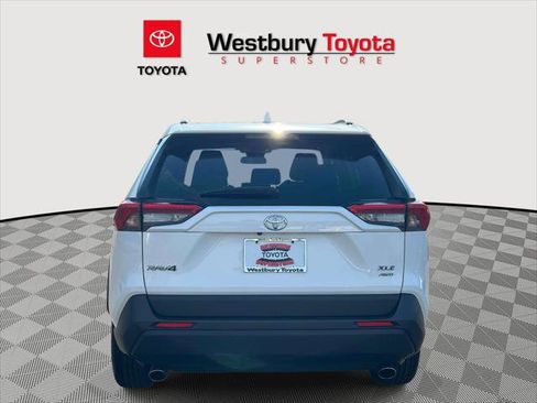 Certified 2025 Toyota RAV4 XLE AWD/4WD image 8