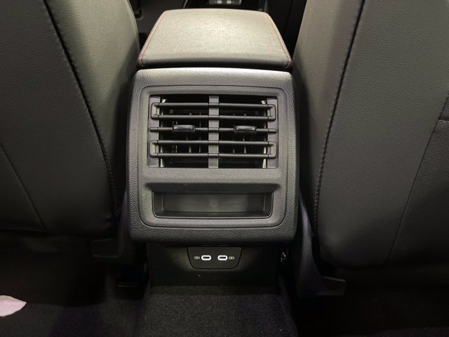 New 2026 Volkswagen GTI SE FWD image 26