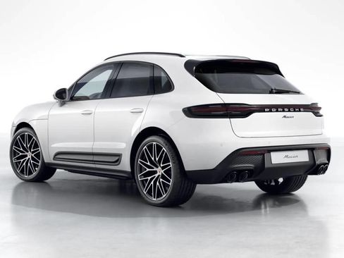 Used 2026 Porsche Macan AWD/4WD image 3
