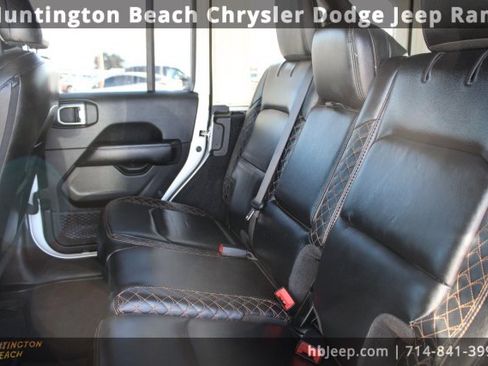 Used 2021 Jeep Wrangler Unlimited Sahara image 31