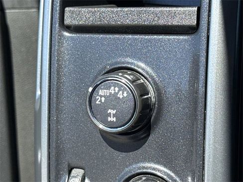 Used 2017 Chevrolet Silverado 1500 LTZ image 35