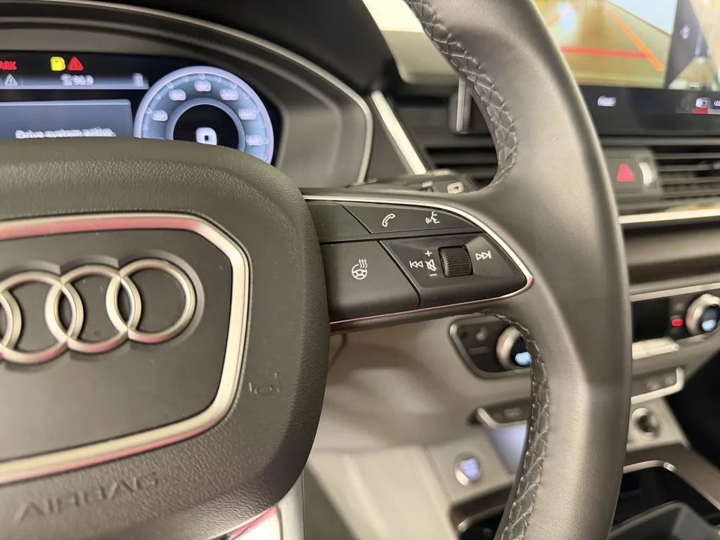 Used 2022 Audi Q5 2.0T Premium Plus AWD/4WD image 22
