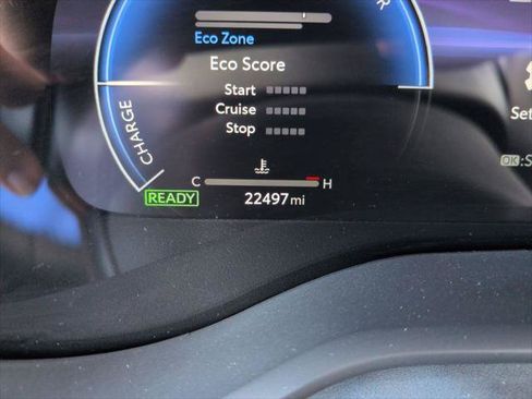 Certified 2025 Toyota Sienna Limited AWD/4WD image 16
