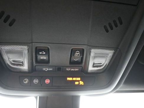 Used 2022 Chevrolet Equinox RS w/ RS Leather Package AWD/4WD image 19