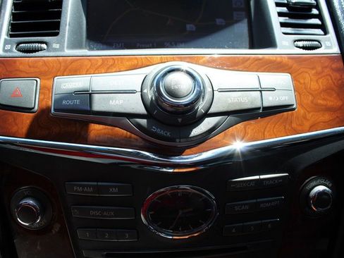Used 2017 INFINITI QX80 2WD w/ Deluxe Technology Package image 19