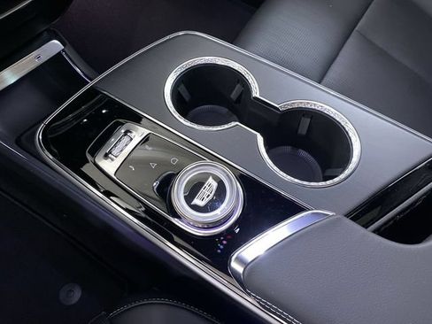 New 2025 Cadillac Lyriq Sport AWD/4WD image 24