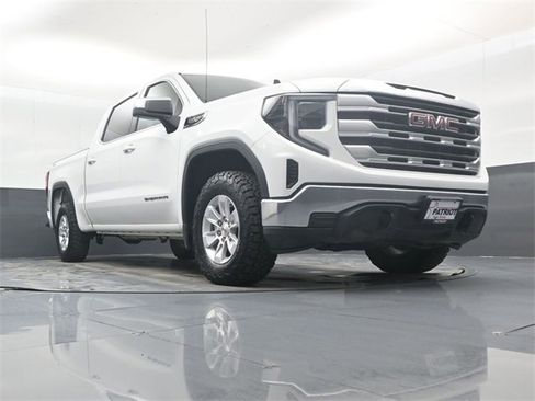 Used 2023 GMC Sierra 1500 SLE image 44