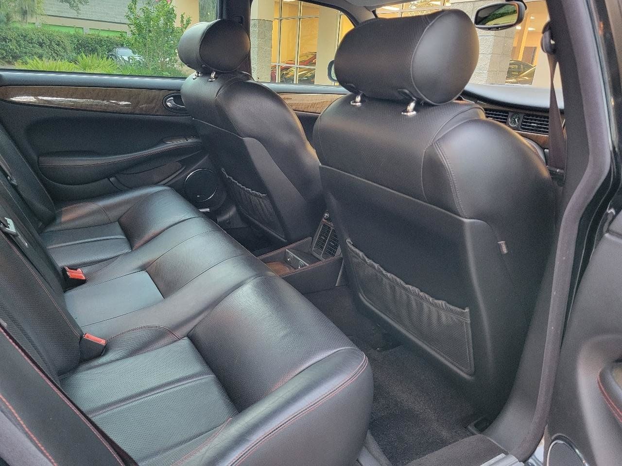 Used 2002 Jaguar XJ8 RWD image 33