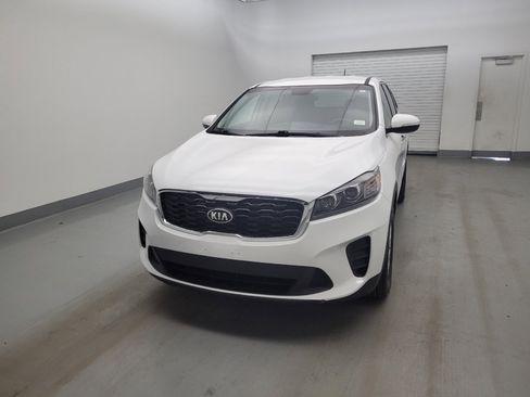 Used 2019 Kia Sorento AWD V6 image 15
