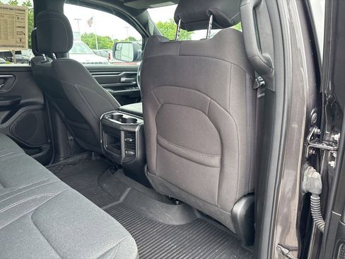 Used 2024 RAM 1500 Big Horn AWD/4WD image 41