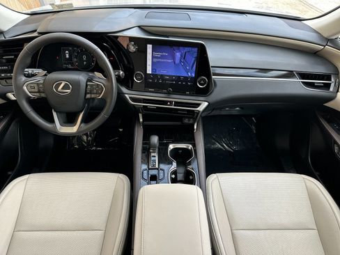 Used 2024 Lexus RX 350 FWD w/ Technology Package image 15