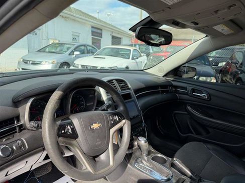 Used 2015 Chevrolet Malibu LT FWD image 21