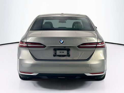Used 2025 BMW 530i w/ Premium Package RWD image 6