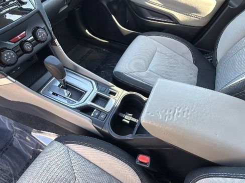 Used 2023 Subaru Forester AWD/4WD image 13