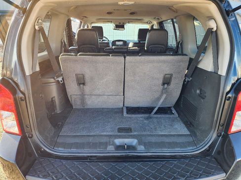 Used 2012 Nissan Pathfinder LE image 10