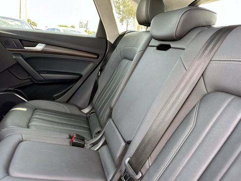 Used 2022 Audi Q5 2.0T Premium image 14