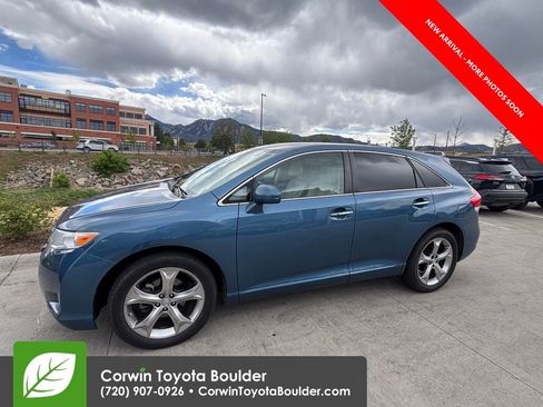 Used 2010 Toyota Venza AWD image 4