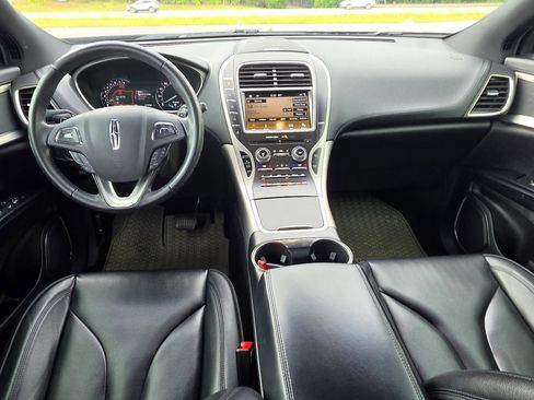 Used 2018 Lincoln MKX Premiere FWD image 9