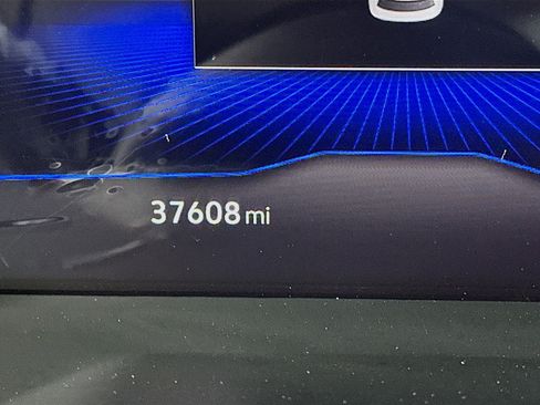 Used 2023 Volkswagen Jetta Sport image 19