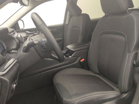 Used 2021 Jeep Grand Cherokee L Laredo w/ Luxury Tech Group I image 17