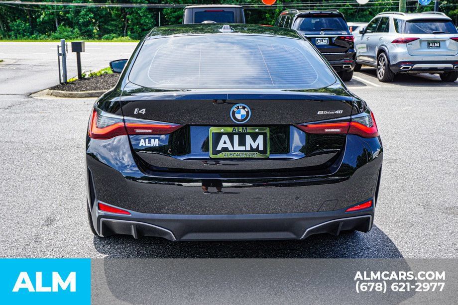 Used 2025 BMW i4 eDrive40 w/ Parking Assistance Package RWD image 10