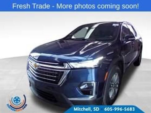 Used 2023 Chevrolet Traverse LT w/ LPO, Floor Liner Package AWD/4WD image 1