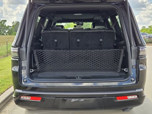 New 2026 Jeep Grand Wagoneer L Limited AWD/4WD image 7