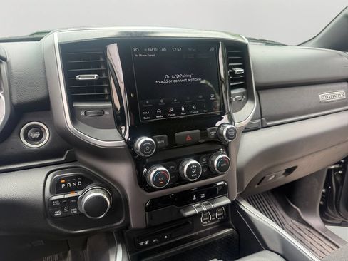 Used 2019 RAM 1500 Big Horn AWD/4WD image 14