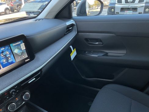 New 2026 Nissan Kicks S image 36