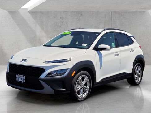 Used 2023 Hyundai Kona SEL w/ Cargo Package AWD/4WD image 9