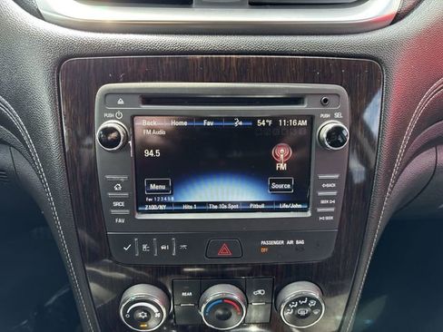 Used 2016 Chevrolet Traverse LT w/ Style and Technology Package AWD/4WD image 13