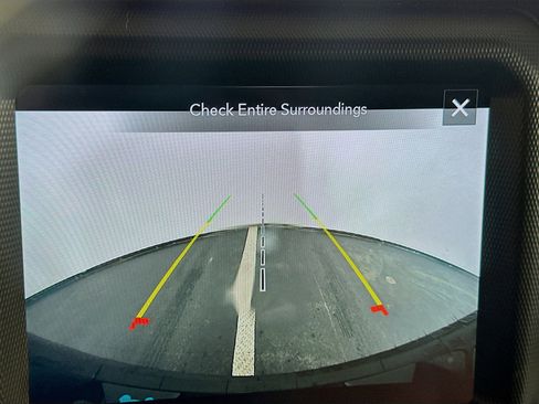 Used 2022 Jeep Wrangler Sahara w/ Cold Weather Group image 22