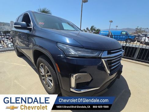 Used 2023 Chevrolet Traverse LT FWD image 9