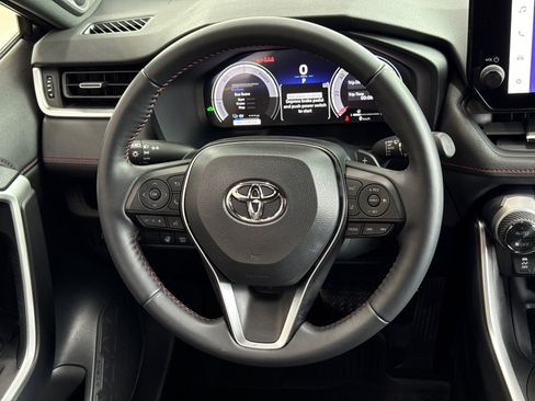 Certified 2025 Toyota RAV4 XSE image 21