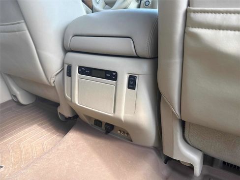 Used 2014 INFINITI QX80 4WD w/ Theater Package image 28