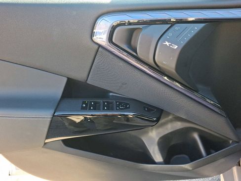 Used 2025 BMW X3 M50 w/ Premium Package image 12