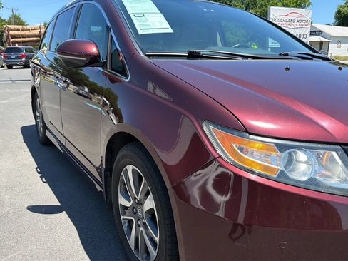 Used 2015 Honda Odyssey Touring Elite image 10