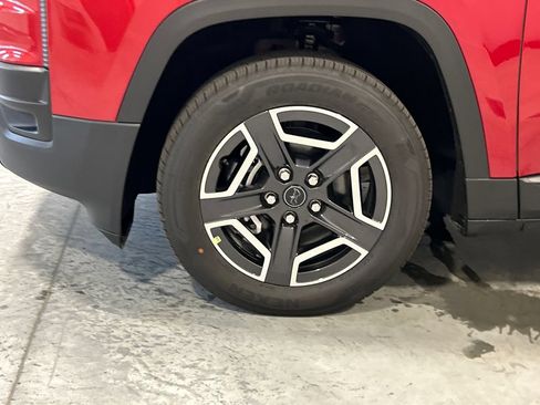 New 2026 Jeep Cherokee Laredo AWD/4WD image 11