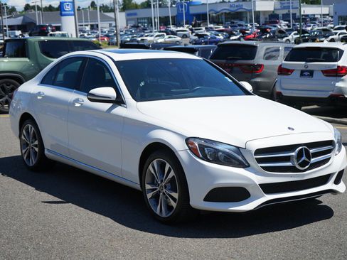 Used 2018 Mercedes-Benz C 300 4MATIC Sedan image 7