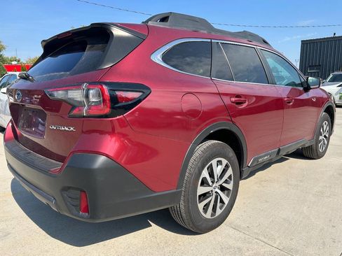 Used 2021 Subaru Outback Premium image 6