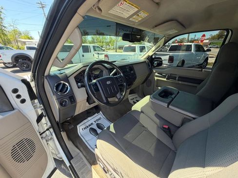 Used 2010 Ford F250 XLT AWD/4WD image 12