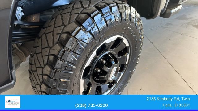 Used 2025 Ford F350 Platinum w/ Tremor Off-Road Package AWD/4WD image 12