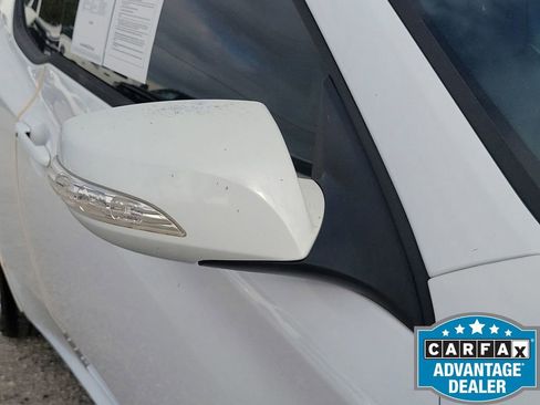 Used 2014 Hyundai Genesis 3.8 image 23